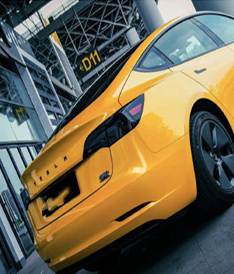 Metallic Maple Leaf Yellow Gloss Car Vinyl Wrap Keep Paint Away From Scratches